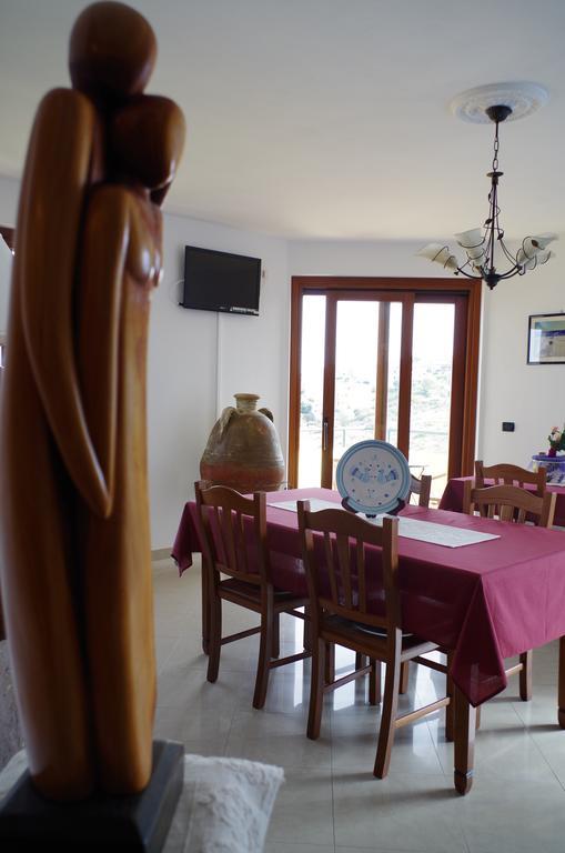 B&B La Pineta Sant'Antioco Exterior photo